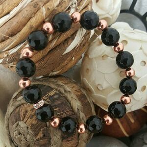 Black faceted beaded bracelet rose gold stretch